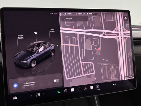 Used 2026 Tesla Model Y Long Range AWD/4WD image 15