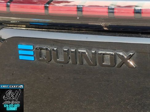 Used 2024 Chevrolet Equinox EV RS FWD image 19