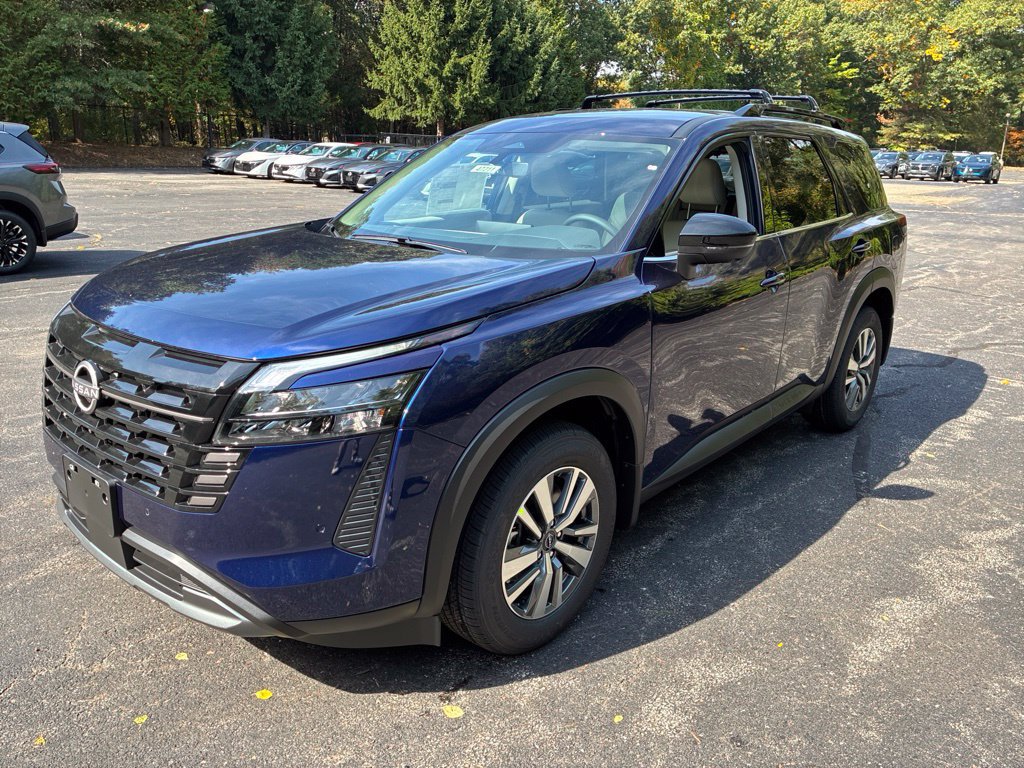 New 2026 Nissan Pathfinder SL AWD/4WD image 3