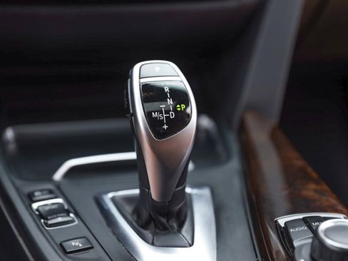 Used 2017 BMW 340i Sedan image 37