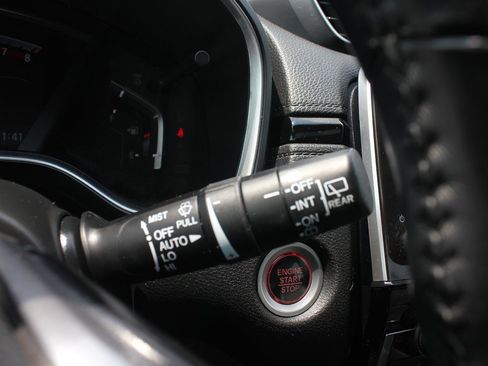 Used 2018 Honda CR-V Touring image 15