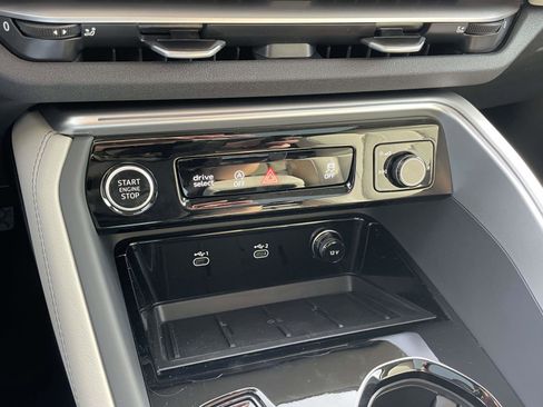 New 2025 Audi Q5 Premium Plus image 30