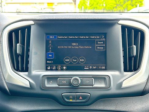 Used 2024 GMC Terrain SLE image 12