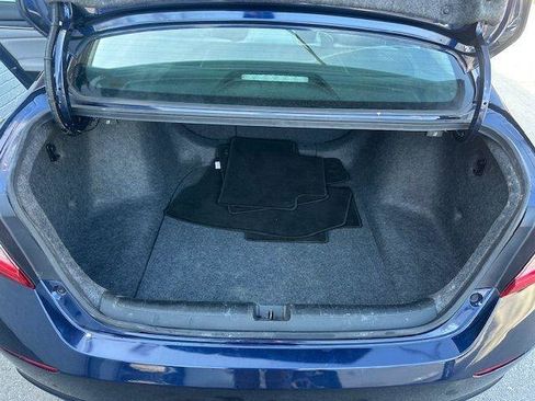 Used 2018 Honda Accord EX image 13