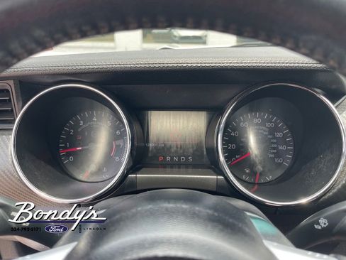 Used 2016 Ford Mustang Convertible RWD image 4