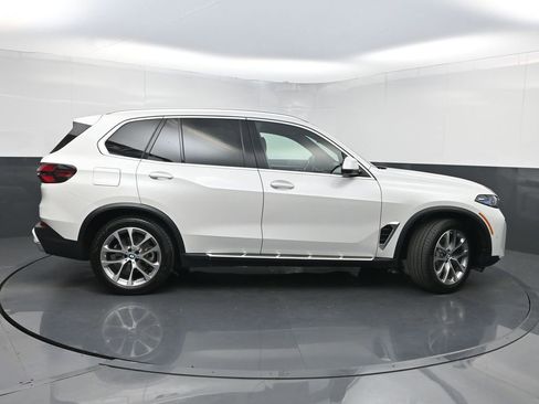 Used 2025 BMW X5 xDrive40i AWD/4WD image 47