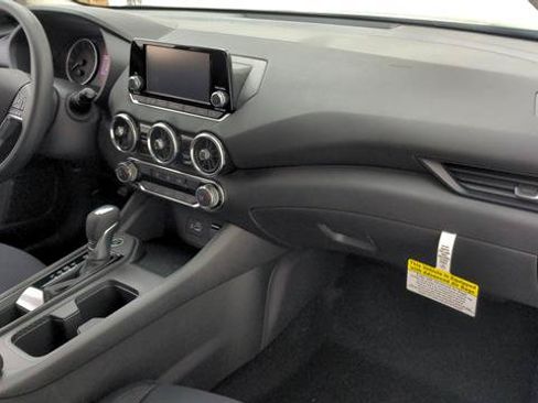 Used 2023 Nissan Sentra S FWD image 30