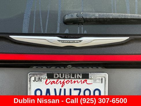 Used 2022 Chrysler Pacifica Touring-L FWD image 50