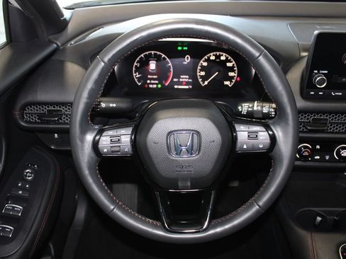 Used 2024 Honda HR-V Sport image 11