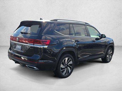 Used 2024 Volkswagen Atlas SE image 5