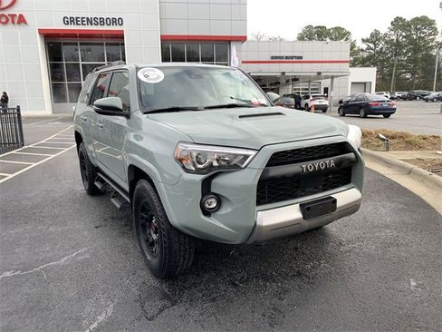 Certified 2023 Toyota 4Runner TRD Off-Road Premium image 2