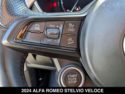 Used 2024 Alfa Romeo Stelvio Veloce AWD/4WD image 26