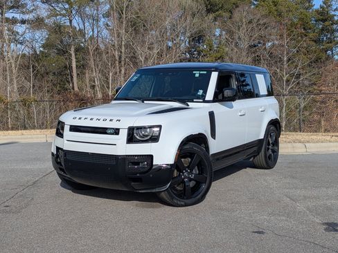 Certified 2025 Land Rover Defender 110 X-Dynamic SE image 1