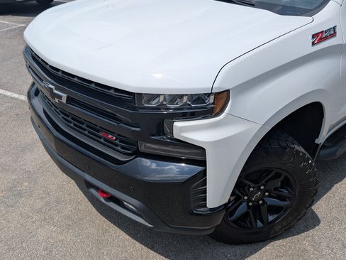 Used 2019 Chevrolet Silverado 1500 LT Trail Boss AWD/4WD image 13