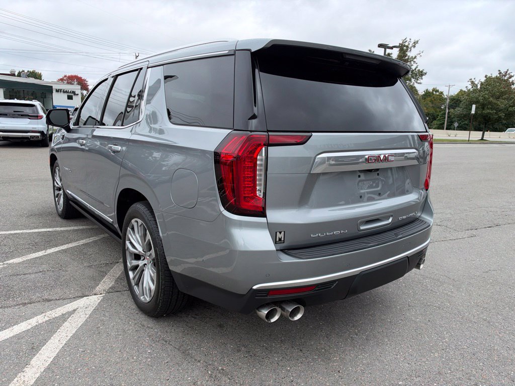Used 2024 GMC Yukon Denali w/ Denali Reserve Package AWD/4WD image 4