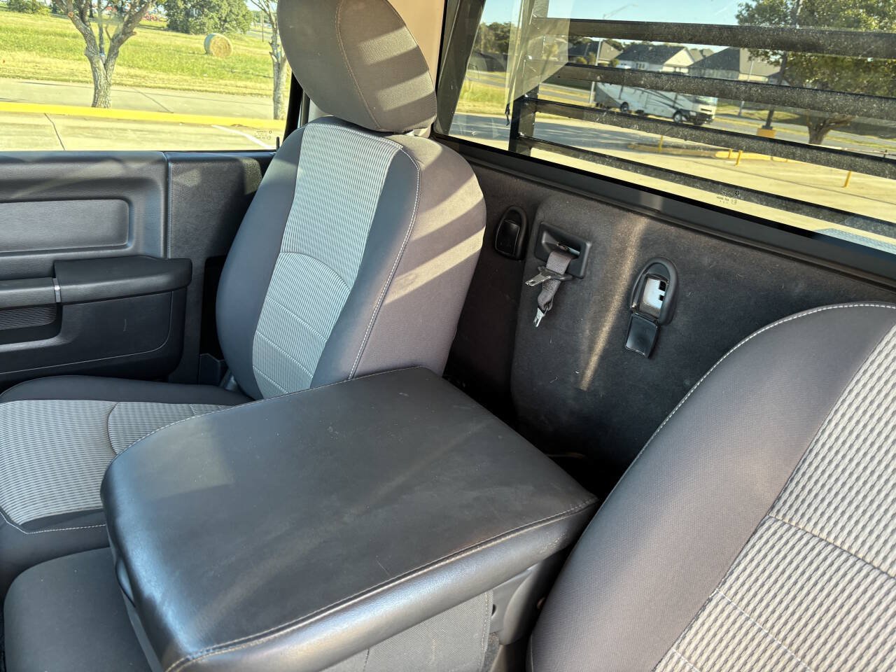 Used 2012 RAM 2500 ST w/ PWR & Remote Entry Group AWD/4WD image 12