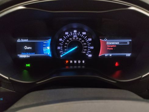 Used 2019 Ford Fusion SE AWD/4WD image 23
