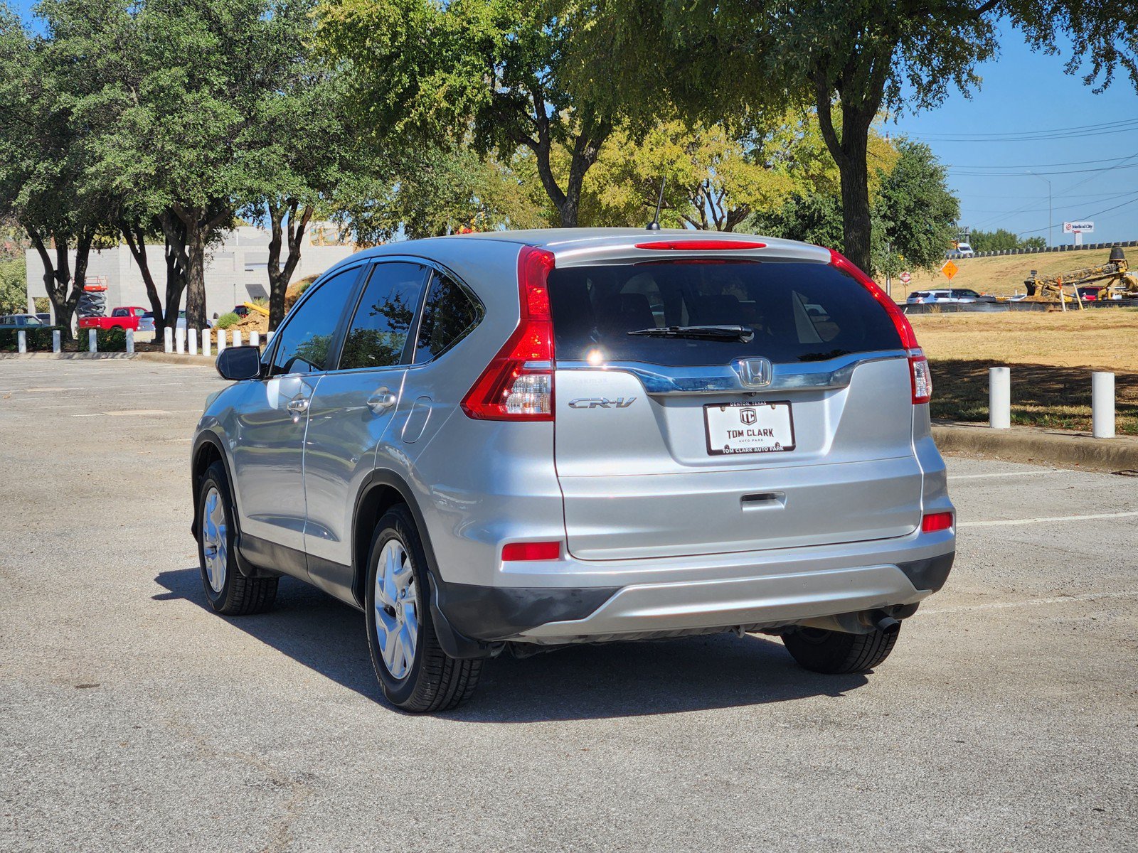Used 2015 Honda CR-V EX image 4