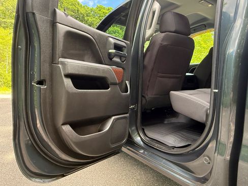 Used 2018 GMC Sierra 1500 SLE w/ SLE Value Package AWD/4WD image 22