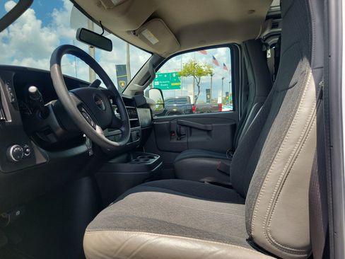 Used 2025 GMC Savana 2500 w/ Driver Convenience Package RWD image 10