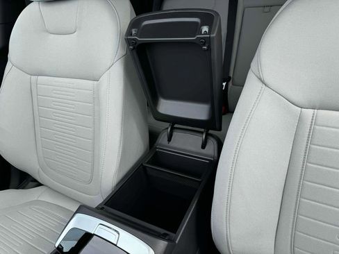 New 2026 Hyundai Santa Cruz SE image 18