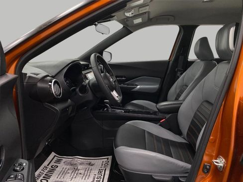 Certified 2024 Nissan Kicks SR w/ SR Premium Package FWD image 27