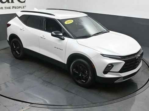 Used 2024 Chevrolet Blazer LT w/ Convenience Package FWD image 48