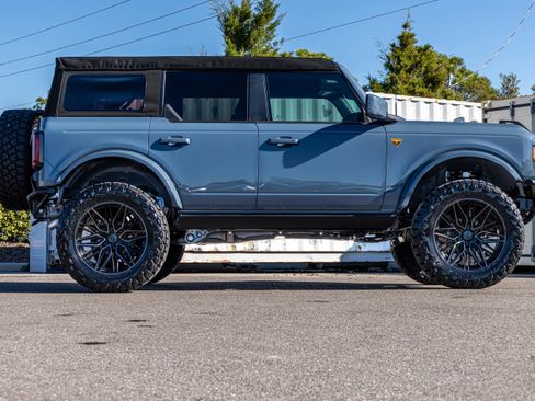 New 2025 Ford Bronco Badlands AWD/4WD image 2