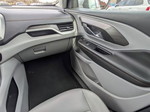 Used 2019 GMC Terrain SLT image 16