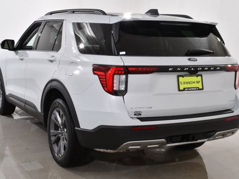 New 2026 Ford Explorer Active w/ Active Comfort Package AWD/4WD image 14