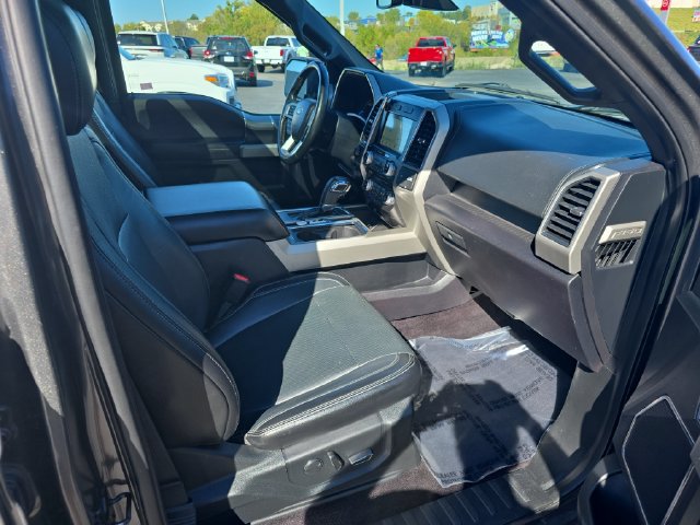 Used 2017 Ford F150 Lariat w/ Equipment Group 502A Luxury AWD/4WD image 13