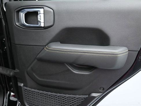 New 2026 Jeep Wrangler Unlimited Sahara image 41