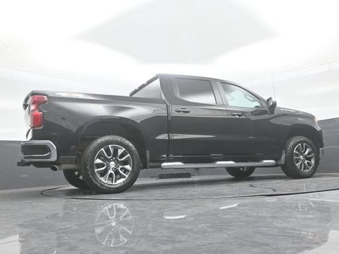 Used 2024 Chevrolet Silverado 1500 LT AWD/4WD image 23