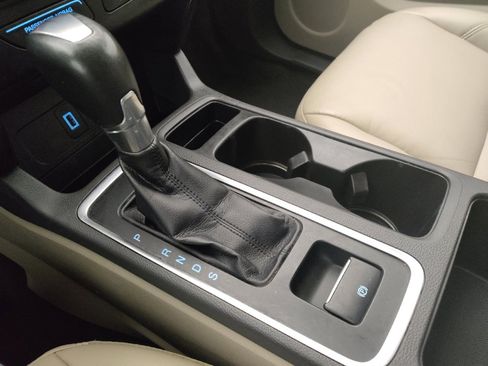 Used 2017 Ford Escape Titanium FWD image 26