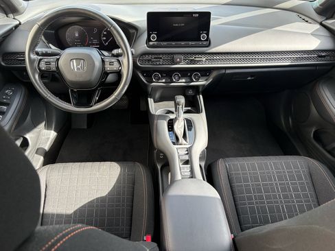 Certified 2024 Honda HR-V Sport image 2