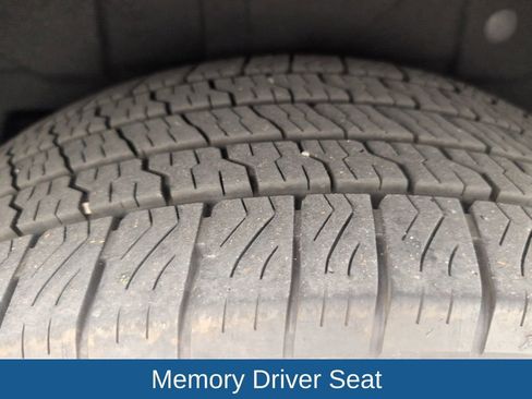 Certified 2025 Ford Expedition Active image 20