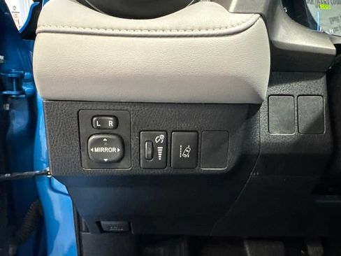 Used 2017 Toyota RAV4 XLE w/ All Weather Liner Package AWD/4WD image 19