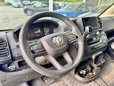 Used 2024 RAM ProMaster 1500 w/ Convenience Group FWD image 12