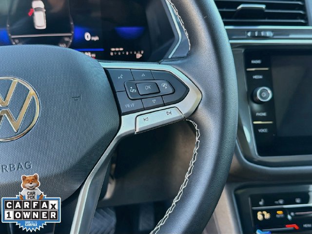Used 2023 Volkswagen Tiguan SE w/ Panoramic Sunroof Package FWD image 38