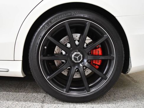 Used 2015 Mercedes-Benz S 63 AMG 4MATIC Sedan image 34