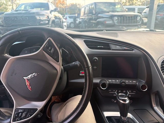 Used 2019 Chevrolet Corvette Stingray Convertible w/ 1LT RWD image 9