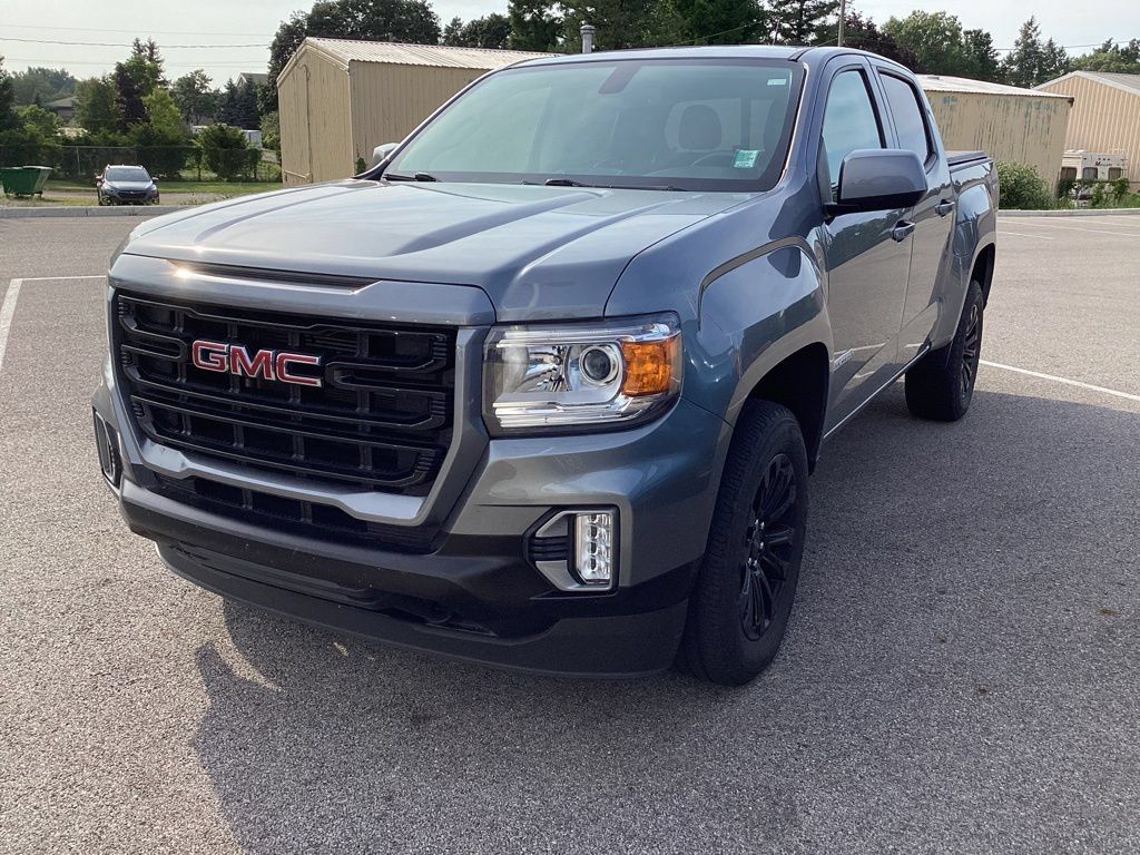 Used 2022 GMC Canyon Elevation w/ Elevation Premium Package AWD/4WD image 3