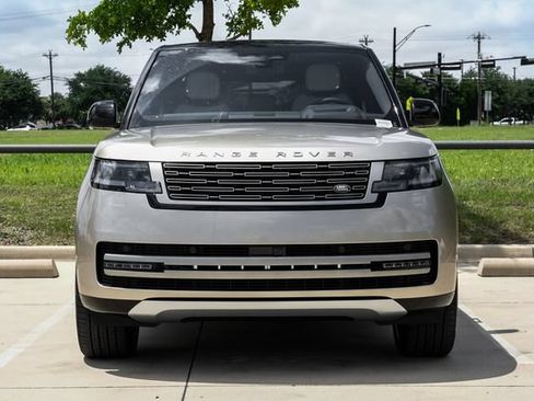 New 2026 Land Rover Range Rover Long Wheelbase SE AWD/4WD image 6