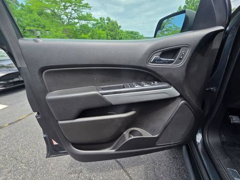 Used 2018 Chevrolet Colorado ZR2 AWD/4WD image 17