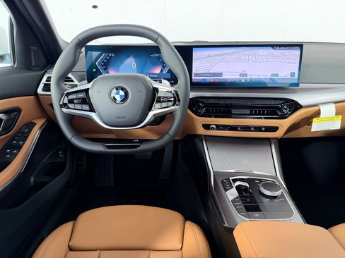 Used 2026 BMW 330i Sedan w/ Convenience Package RWD image 30