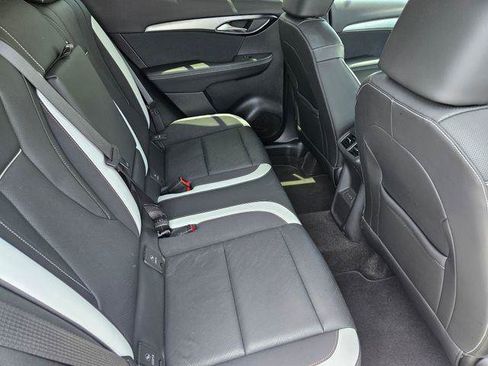 Used 2025 Buick Envision Sport Touring AWD/4WD image 18
