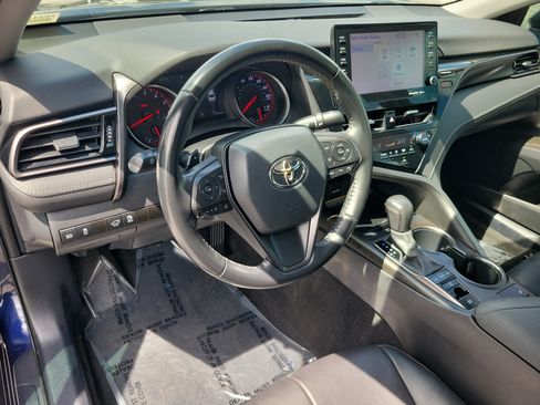 Used 2021 Toyota Camry XSE FWD image 19