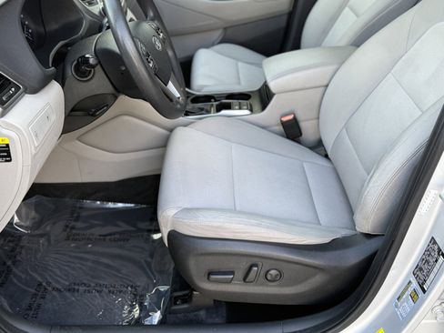 Used 2017 Hyundai Tucson SE FWD image 18