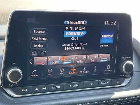 Used 2023 Nissan Rogue SV image 25