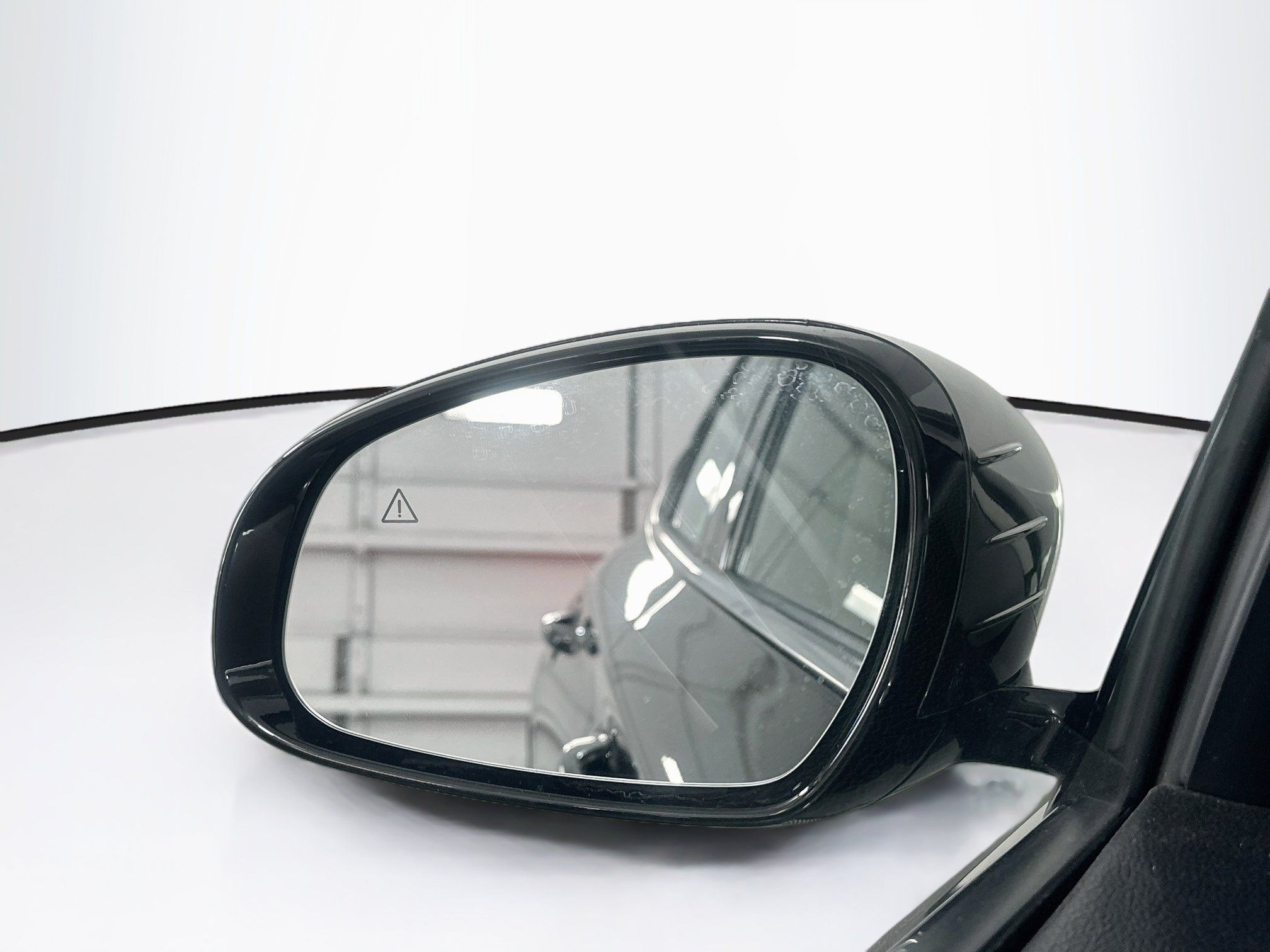 Used 2025 Genesis G70 2.5T RWD image 16